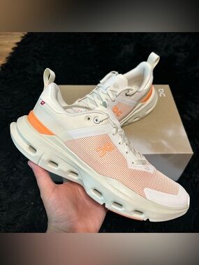 ON CLOUDPULSE next athletic training running lace up shoes sneakers sz 8 new
